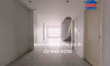 2-storey townhouse, 28.8 sq.w., V-A-Life Village, Lam Luk Ka Khlong 7, Thesaban Lam Luk Ka 3 Road, Lam Luk Ka Road, Rangsit-Nakhon Nayok Road, Lam Luk