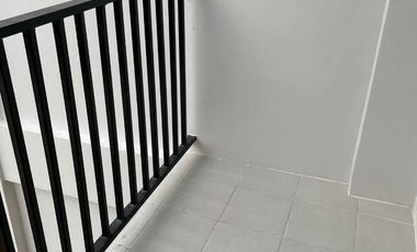 𝐒𝐩𝐚𝐜𝐢𝐨𝐮𝐬 𝟒-𝐁𝐞𝐝𝐫𝐨𝐨𝐦 𝐓𝐨𝐰𝐧𝐡𝐨𝐮𝐬𝐞 𝐟𝐨𝐫 𝐒𝐚𝐥𝐞 𝐍𝐞𝐚𝐫 𝐀𝐭𝐞𝐧𝐞𝐨 𝐝𝐞 𝐂𝐞𝐛𝐮!