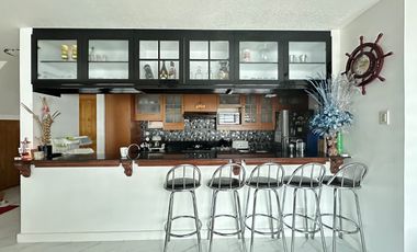 Claim This Modern 3BR Loft Penthouse Before It's Gone!