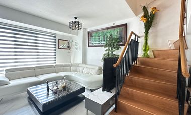 Claim This Modern 3BR Loft Penthouse Before It's Gone!