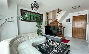 Claim This Modern 3BR Loft Penthouse Before It's Gone!