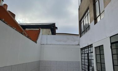 ALQUILO LOCAL COMERCIAL DE 99 M2 EN PLENA AVENIDA LOS QUECHUAS SALAMANCA ATE CONSULTAS AL WHASTAPP 99358----