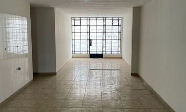 ALQUILO LOCAL COMERCIAL DE 99 M2 EN PLENA AVENIDA LOS QUECHUAS SALAMANCA ATE CONSULTAS AL WHASTAPP 99358----