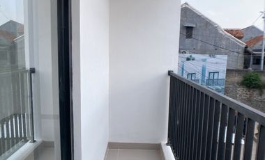 Rumah Ciracas Green, Baru 2/1 LANTAI, Murah Mewah, Kelapa Dua Jaktim Kota Jakarta Timur, Jual Dijual