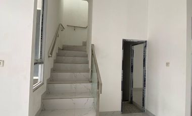 [JALAN 2 MOBIL] Rumah Royale Ciracas,2 LANTAI Baru Mewah Murah Jaktim Kota Jakarta Timur Jual Dijual