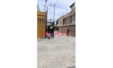 ¡Imperdible! Venta De Casa Nueva De 02 Pisos (Base Para 3 Pisos + Azotea), En Condominio Sol De Chan Chan Altura Colegio Ramon Castilla