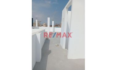 ¡Imperdible! Venta De Casa Nueva De 02 Pisos (Base Para 3 Pisos + Azotea), En Condominio Sol De Chan Chan Altura Colegio Ramon Castilla