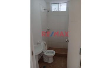 ¡Imperdible! Venta De Casa Nueva De 02 Pisos (Base Para 3 Pisos + Azotea), En Condominio Sol De Chan Chan Altura Colegio Ramon Castilla
