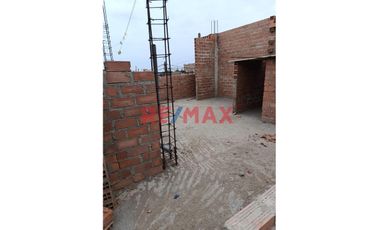 ¡Oportunidad! Venta De Casa Nueva En Acabados Del 2Do Piso Y En Construccion Del 3Er Piso En La Esperanza