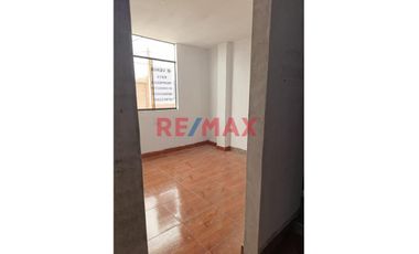 ¡Oportunidad! Venta De Casa Nueva En Acabados Del 2Do Piso Y En Construccion Del 3Er Piso En La Esperanza