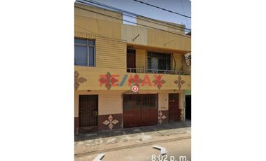 Venta De Amplio Departamento En 2Do Piso Y Azotea, A Unas Cuadras De La Plaza De Armas De La Esperanza