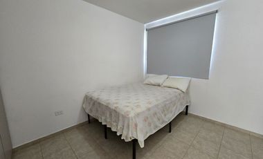 RENTA Casa en privada en Los Encinos El Marques cerca del Aeropuerto