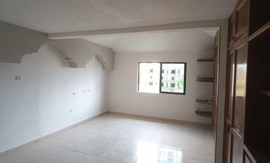 Amplia Casa en Venta Zona Sur privada con Vigilancia 24 horas con amplio jardin