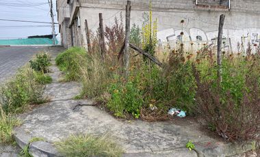 Renta de terreno en  Calderón, Quito .