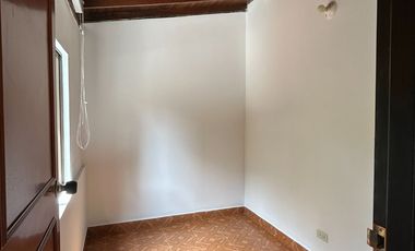 Oportunidad de Inversión - Casa Nivel 2 y 3 en VENTA - Robledo