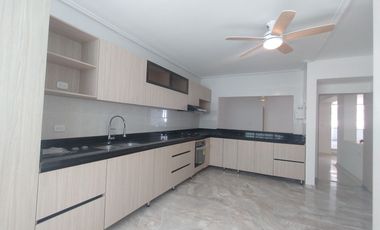 Apartamento en arriendo en Riomar.