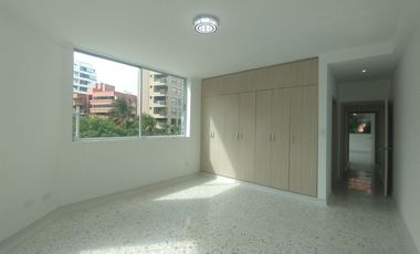 Apartamento en arriendo en Riomar.