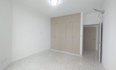 Apartamento en arriendo en Riomar.