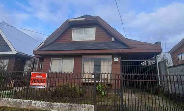 Vende Casa En Villa Puerta del Sol, a 1 Cuadra de Avenida Monseñor Munita que accede a Carretera 5 sur  Hospital, Isla Chiloe  Puerto Montt