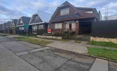 Vende Casa En Villa Puerta del Sol, a 1 Cuadra de Avenida Monseñor Munita que accede a Carretera 5 sur  Hospital, Isla Chiloe  Puerto Montt