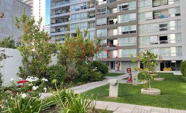 Dpto. Como Nuevo Cerca De Metro Santa Ana, 2d2b Est y Bod