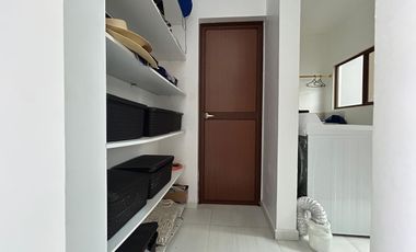 VILLAMIL PLAYAS VENDO HERMOSA CASA DE UNA PLANTA CON SALIDA AL MAR