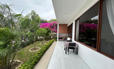 VILLAMIL PLAYAS VENDO HERMOSA CASA DE UNA PLANTA CON SALIDA AL MAR