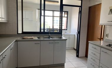 Se vende amplio departamento centro de Talca
