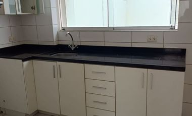 Vendo Departamento Valle Hermoso Surco. Excelente Ubicación