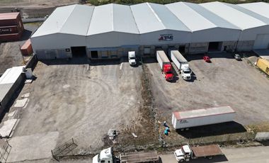 BODEGA INDUSTRIAL EN EL RECINTO PORTUARIO, PARQUE 2000