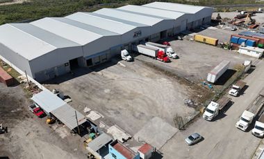 BODEGA INDUSTRIAL EN EL RECINTO PORTUARIO, PARQUE 2000