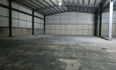 BODEGA INDUSTRIAL EN EL RECINTO PORTUARIO, PARQUE 2000