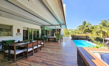 LAS CAÑADAS CASA EN VENTA SUPER COMPLETA CON ALBERCA, TERRAZA, BAR Y HERMOSO JAR