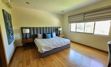 LAS CAÑADAS CASA EN VENTA SUPER COMPLETA CON ALBERCA, TERRAZA, BAR Y HERMOSO JAR