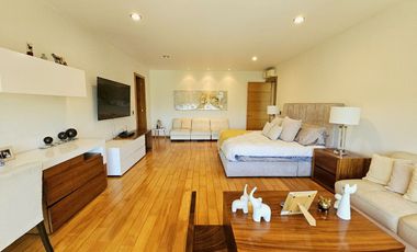 LAS CAÑADAS CASA EN VENTA SUPER COMPLETA CON ALBERCA, TERRAZA, BAR Y HERMOSO JAR