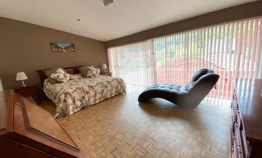 CASA CON 4 RECÁMARAS EN LOMAS DE LAS ÁGUILAS