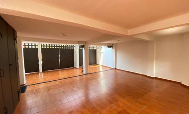 CASA CON 4 RECÁMARAS EN LOMAS DE LAS ÁGUILAS