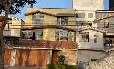 CASA FRENTE A PARQUE EXCELENTE ESTADO SALAMANCA