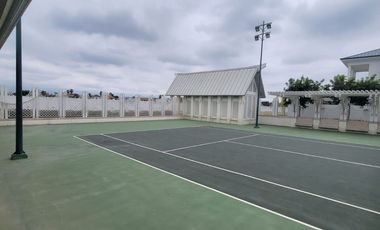 Terreno Esquinero en Venta Frente al Lago Central – Aires del Batán, Samborondón