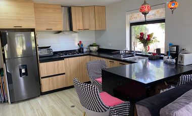 Hermosa Quinta de Venta En Tabacundo. Urbanización cerrada.