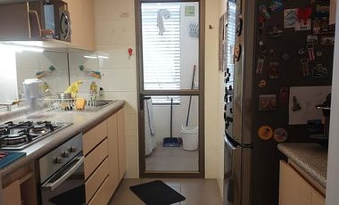 Arriendo comodo y amplio departamento 3 dormitorios 2 baños, 1 Estacionamiento $ 580.000  con gastos comunes incluidos