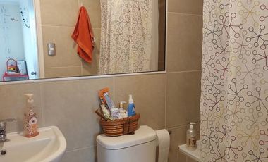 Arriendo comodo y amplio departamento 3 dormitorios 2 baños, 1 Estacionamiento $ 580.000  con gastos comunes incluidos