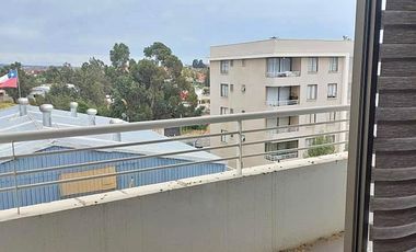 Arriendo comodo y amplio departamento 3 dormitorios 2 baños, 1 Estacionamiento $ 580.000  con gastos comunes incluidos