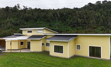 Hermosa Casa En Polincay Comuna De Puerto Mont
