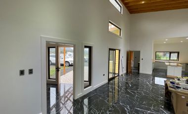 Hermosa Casa En Polincay Comuna De Puerto Mont