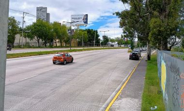 Terreno en venta sobre Boulevard Atlixco, Nueva Antequera cerca de la Plaza Triangulo