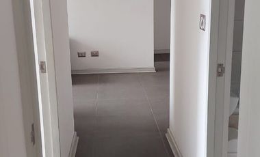 Se Vende Departamento en Valparaiso, 2 Dormitorios, 2 baños, 1 Estacionamiento, UF 2800