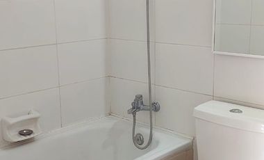 Se Vende Departamento en Valparaiso, 2 Dormitorios, 2 baños, 1 Estacionamiento, UF 2800