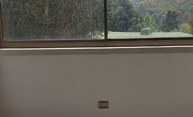 Se Vende Departamento en Valparaiso, 2 Dormitorios, 2 baños, 1 Estacionamiento, UF 2800