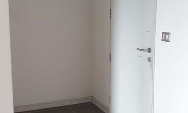 Se Vende Departamento en Valparaiso, 2 Dormitorios, 2 baños, 1 Estacionamiento, UF 2800